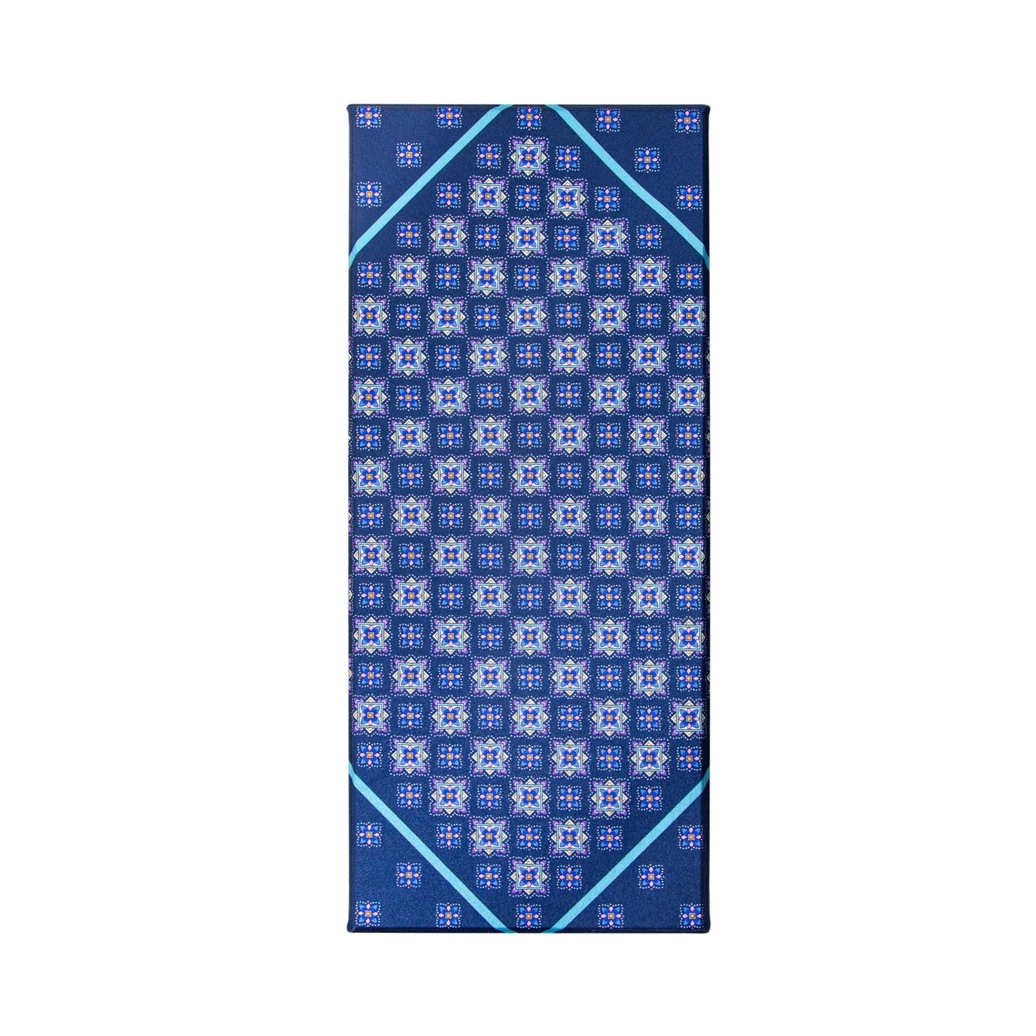 CORBATA EN SET CON PAÑUELO DE SEDA CON DISEÑOS DE CUADROS Y ESTRELLAS LILA, AZUL MARINO Y AZUL CIELO