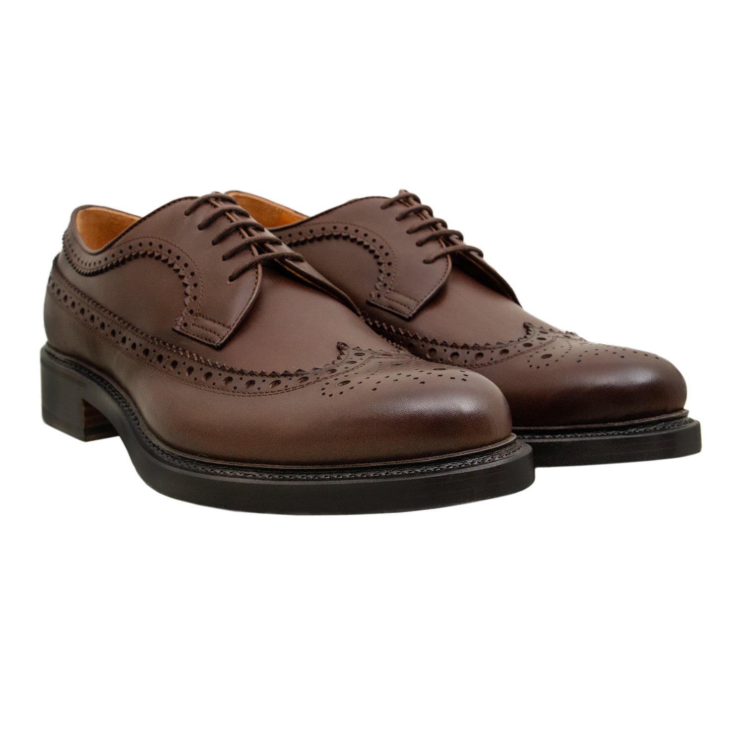 ZAPATO OXFORD EN CUERO EN COLOR CAFÉ OBSCURO