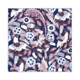 PAÑUELO DE SEDA CON FLORES Y ANIMALES EN COLOR BORDEAUX, AZUL CLARO Y AZUL MARINO