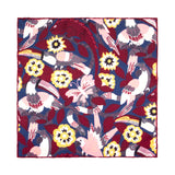 PAÑUELO DE SEDA CON FLORES EN COLOR BORDEAUX, AZUL MARINO, ROSA Y BLANCO