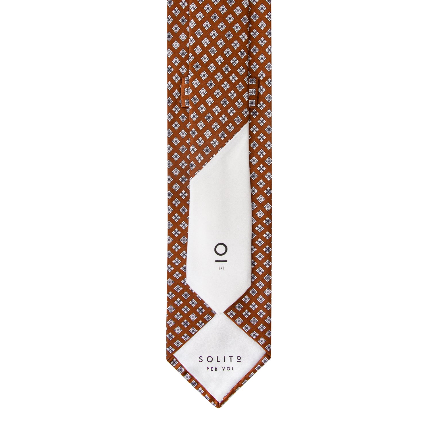 CORBATA EN SET CON PAÑUELO DE SEDA MARRÓN CON CUADROS GRIS CLARO