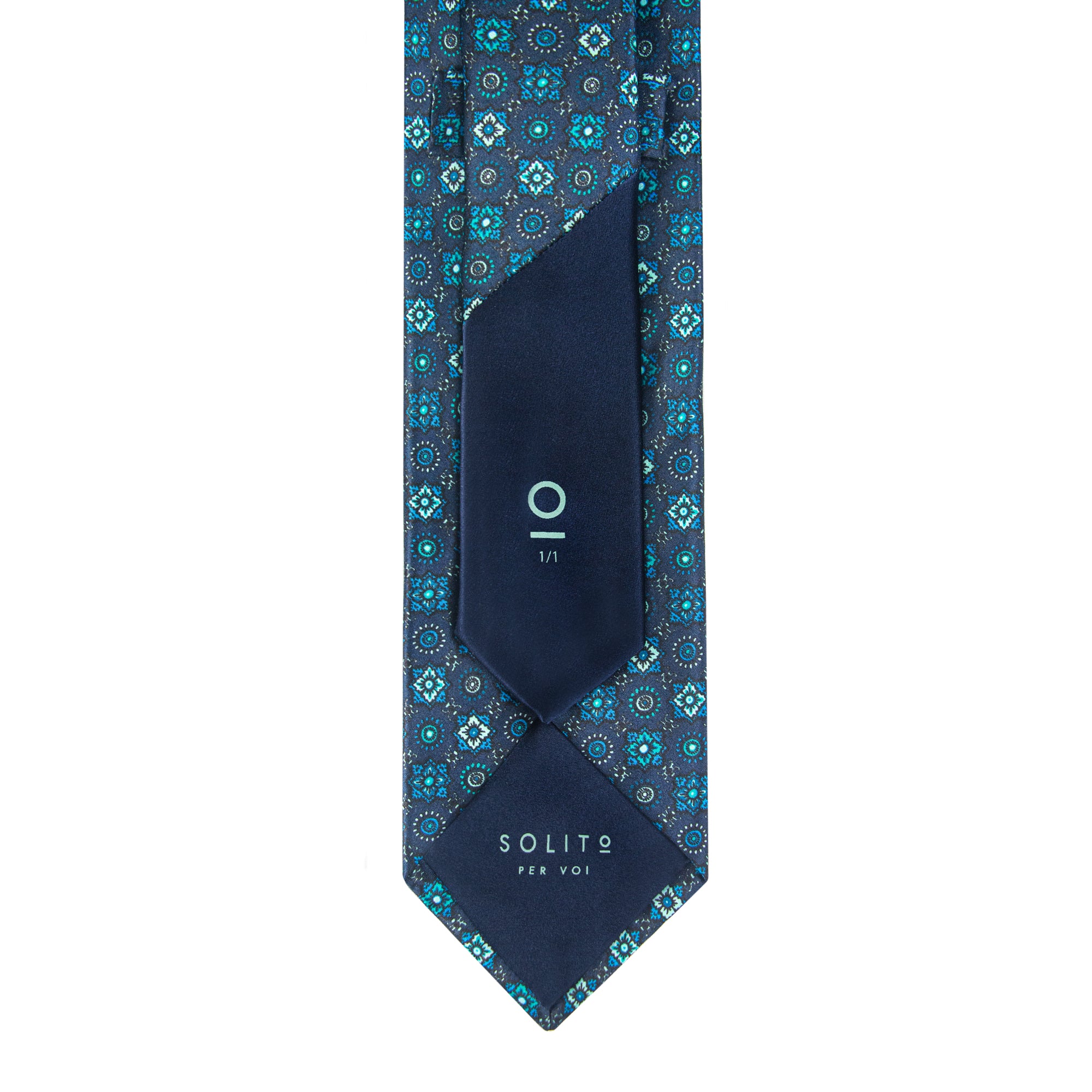 CORBATA EN SET CON PAÑUELO SOLITO FONDO AZUL MARINO CON FLORES TURQUESA CON CAJA 100% SEDA