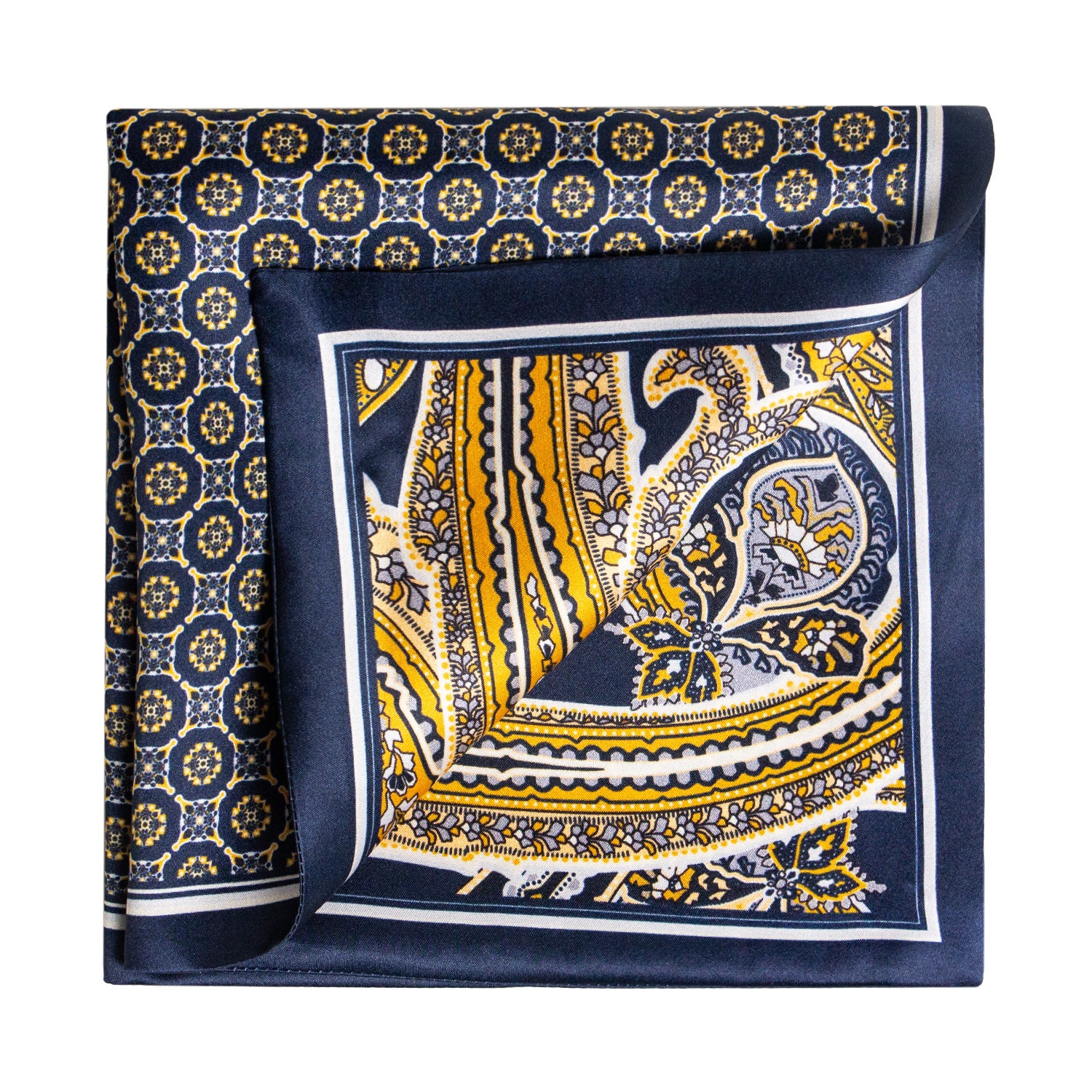 PAÑUELO DE SEDA CON GEOMETRÍAS DE CUADROS Y CÍRCULOS EN AZUL Y ORO