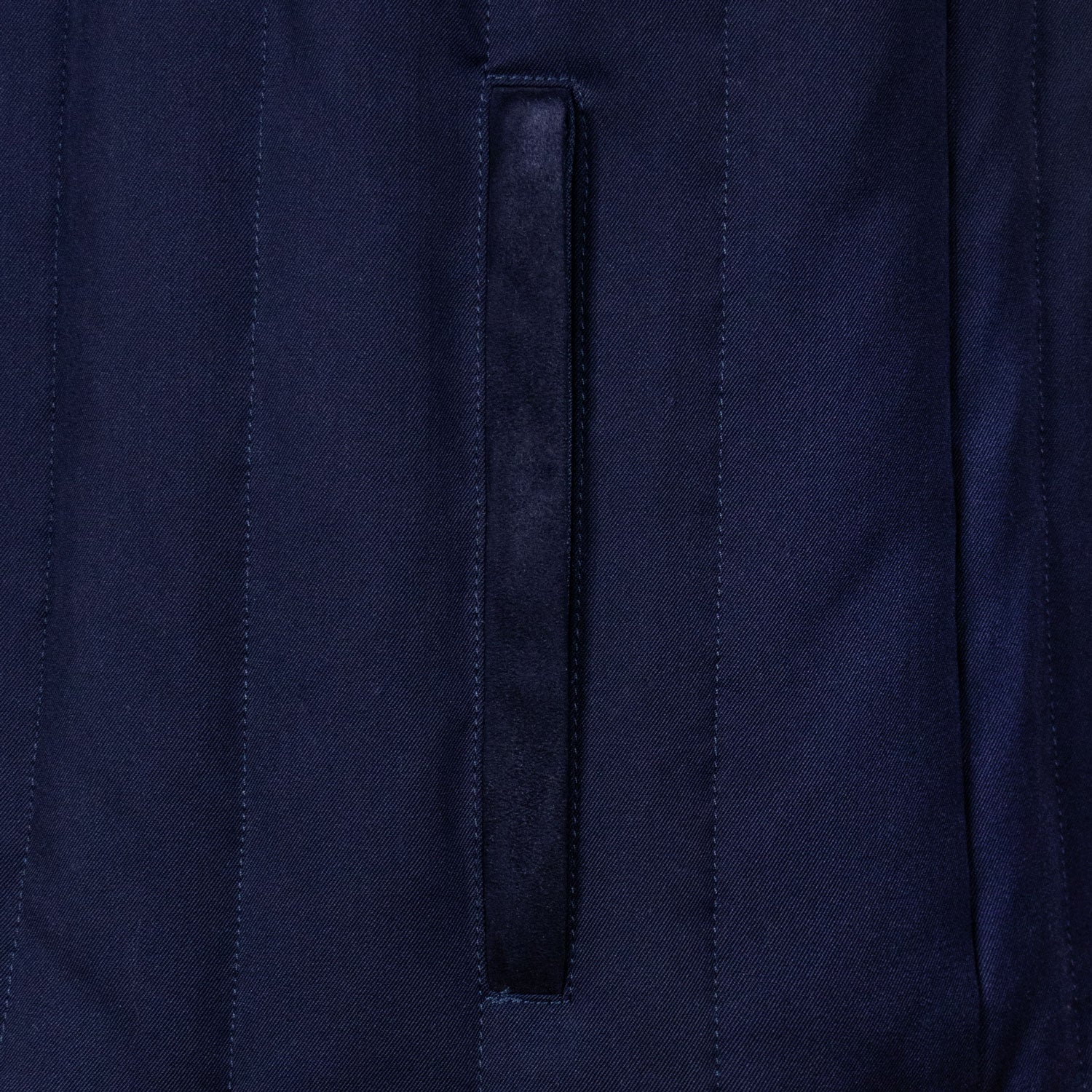 CHALECO CAPITONADO EN LANA AZUL CON DETALLES EN GAMUZA "SUEDE" Y FORRO DE ALGODÓN JERSEY LORO PIANA AZUL