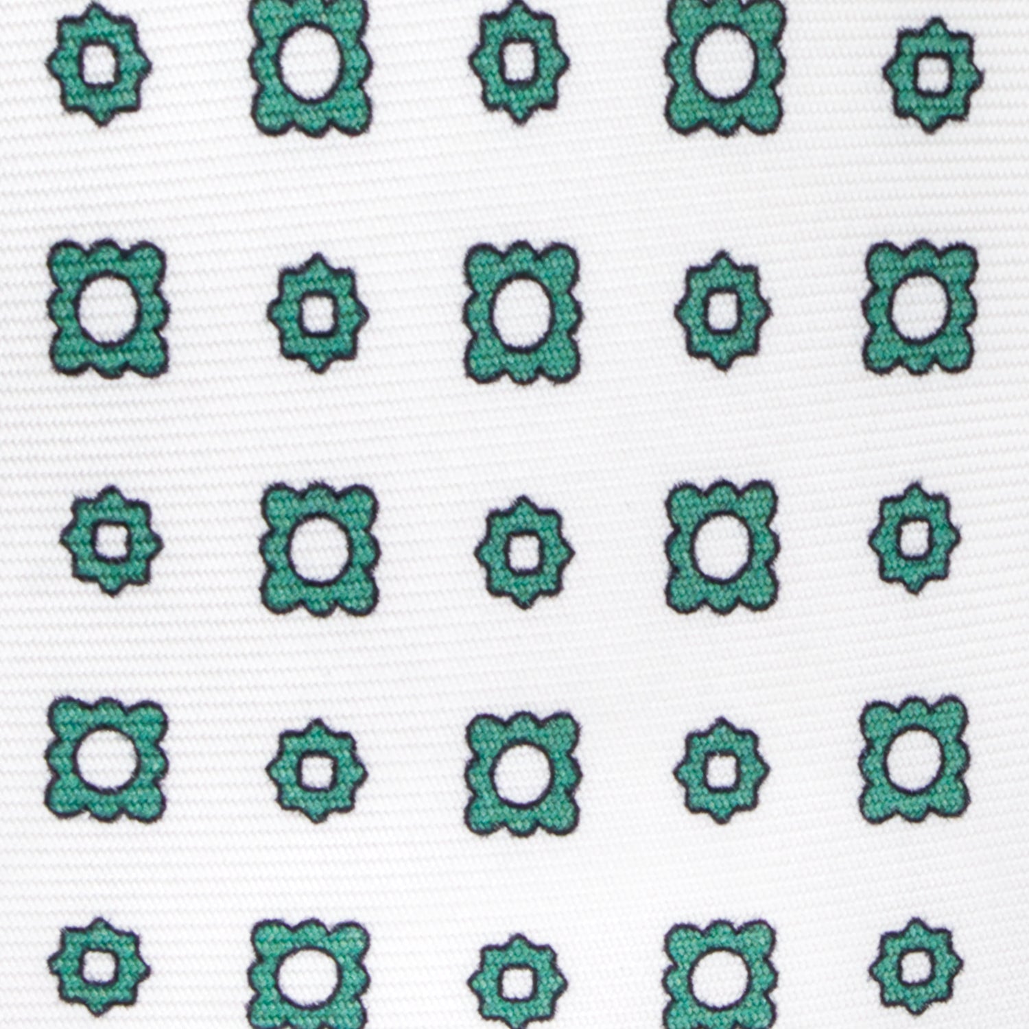 CORBATA 7 PLIEGUES EN SEDA WOOVEN CON TONDOS Y CUADROS VERDES EN BLANCO