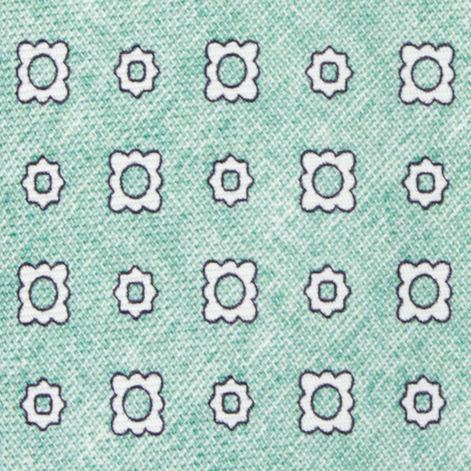 CORBATA 7 PLIEGUES EN SEDA DISEÑO LINO CON CUADROS Y PUNTOS BLANCOS EN VERDE