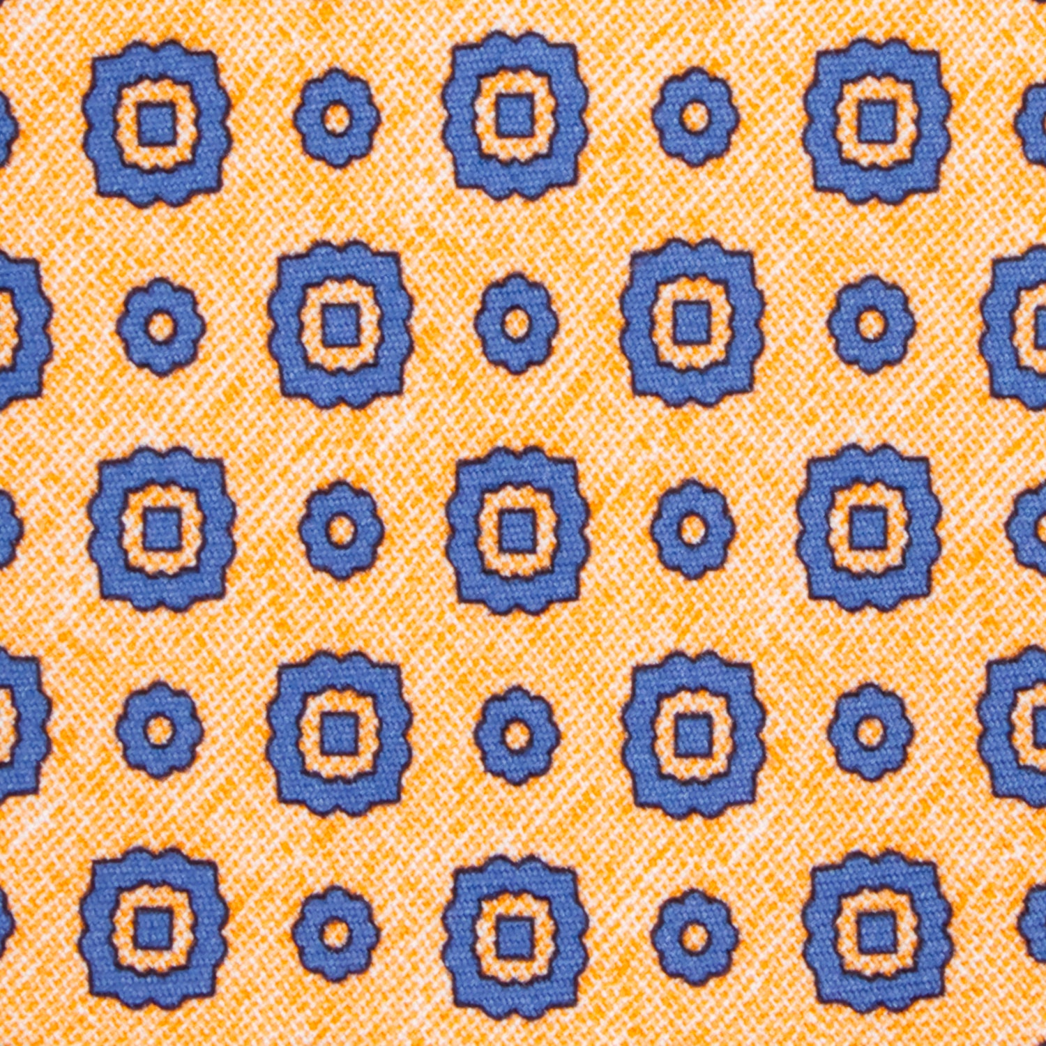CORBATA 7 PLIEGUES EN SEDA EN DISEÑO LINO CON CUADROS Y PUNTOS AZULES EN NARANJA