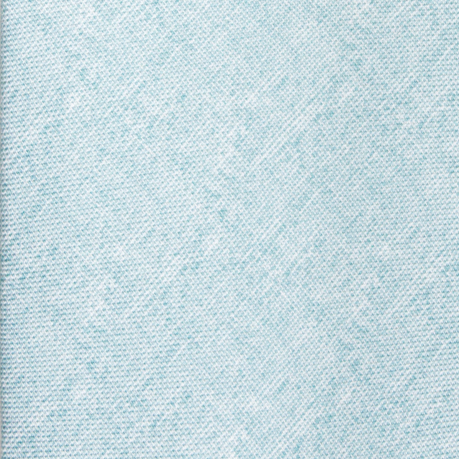 CORBATA 7 PLIEGUES EN SEDA DISEÑO LINO EN AZUL CLARO
