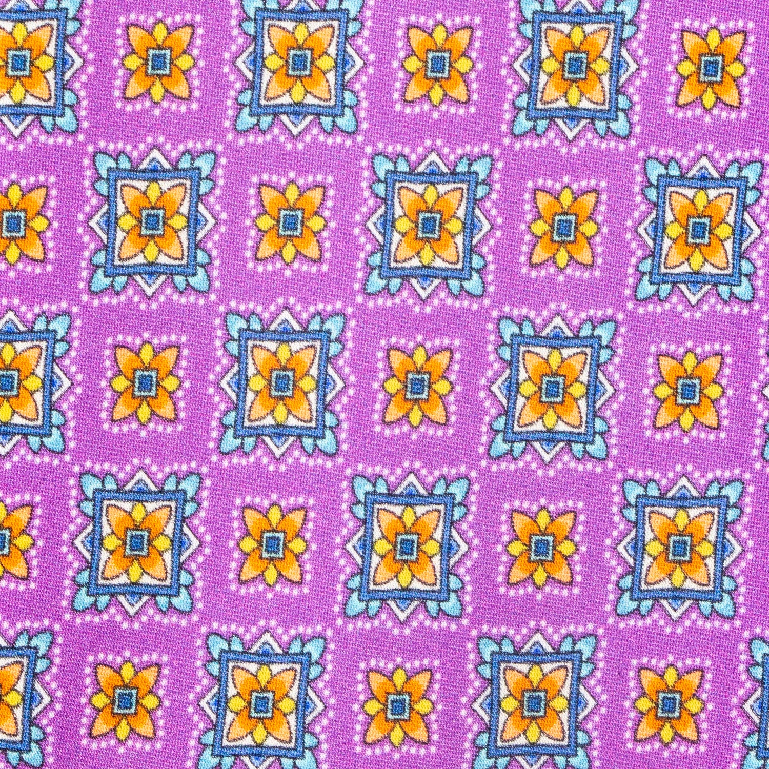 CORBATA EN SET CON PAÑUELO DE SEDA CON DISEÑOS DE CUADROS Y ESTRELLAS NARANJA Y ROSA