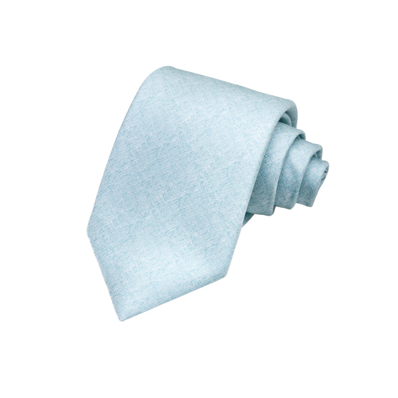 CORBATA 7 PLIEGUES EN SEDA DISEÑO LINO EN AZUL CLARO
