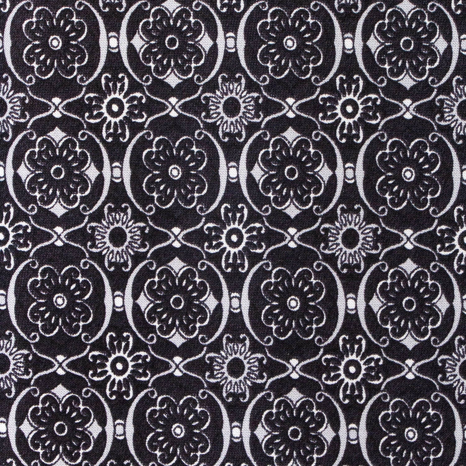 CORBATA EN SET CON PAÑUELO DE SEDA CON DIBUJOS GEOMÉTRICOS EN NEGRO Y GRIS