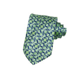 CAJA DE SEDA SET CORBATA CON PAÑUELO DE SEDA CON FANTASÍA GEOMÉTRICA EN COLOR VERDE Y AZUL MARINO