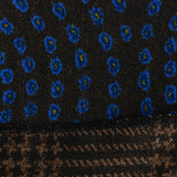 BUFANDA CASHMERE Y SEDA COLOR MARRÓN CON DISEÑO FANTASÍA Y FLORES COLOR AZUL