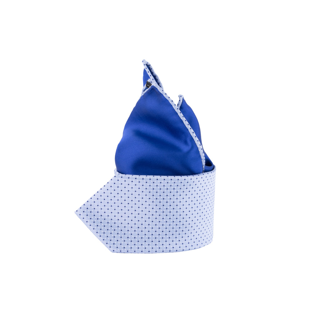 SET DE CORBATA CON PAÑUELO AZUL CIELO CON PUNTOS AZUL MARINO 100% SEDA