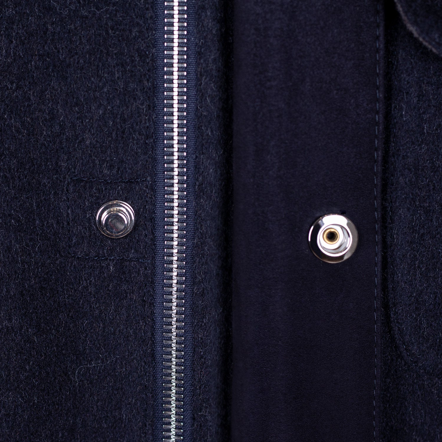 CAZADORA TRAVELLER DESESTRUCTURADA DE CASHMERE Y LANA COLOR AZUL