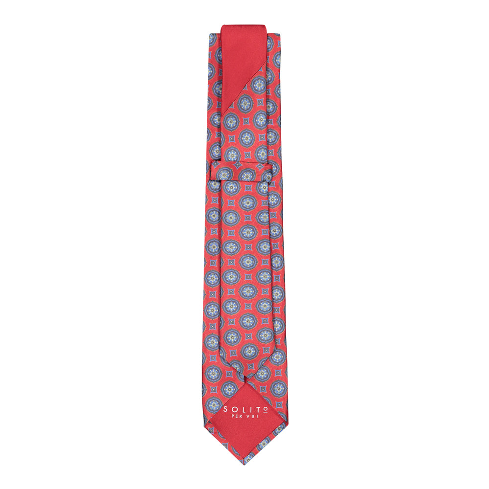 CORBATA 7 PLIEGUES CON CAJA DE SEDA ROJA CON MANDALAS AZULES