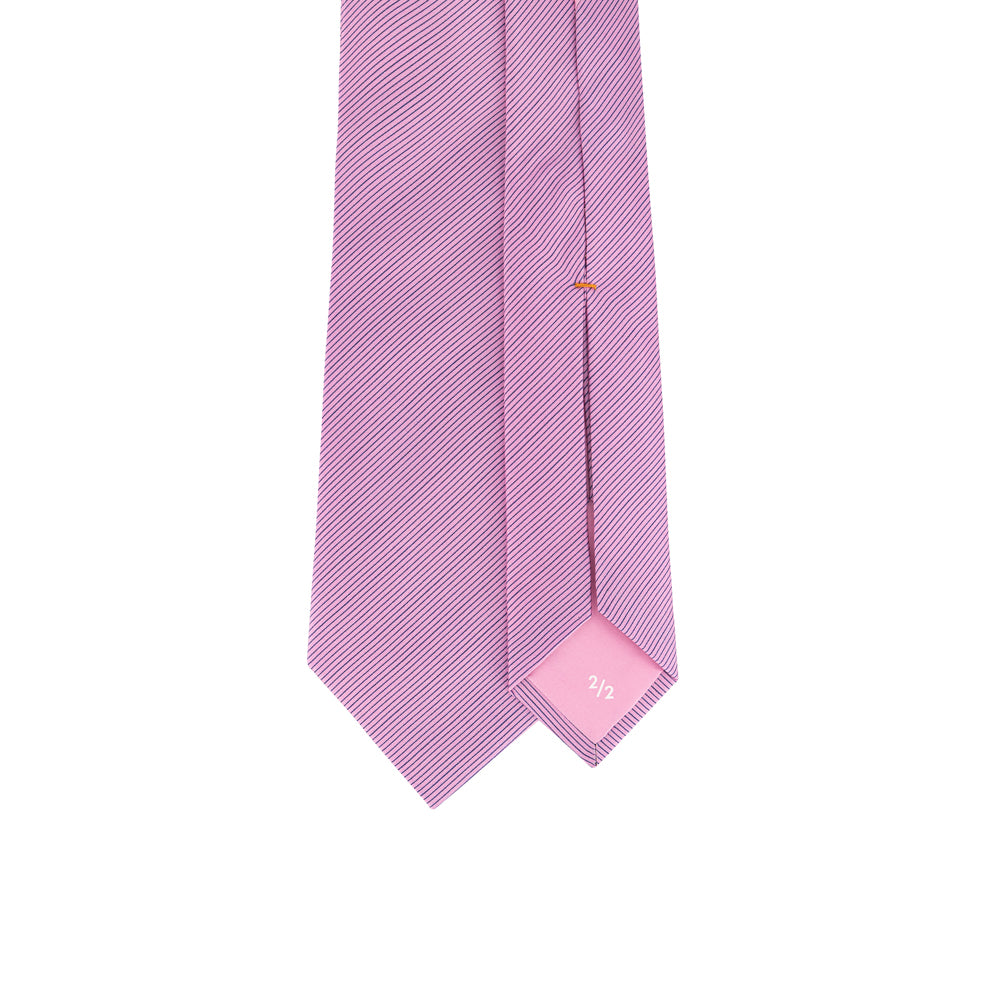 CORBATA 7 PLIEGUES CON CAJA DE SEDA ROSA CON LINEA DELGADA DIAGONAL