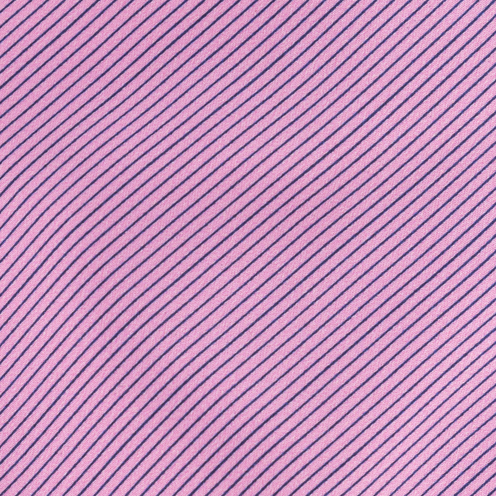 CORBATA 7 PLIEGUES CON CAJA DE SEDA ROSA CON LINEA DELGADA DIAGONAL