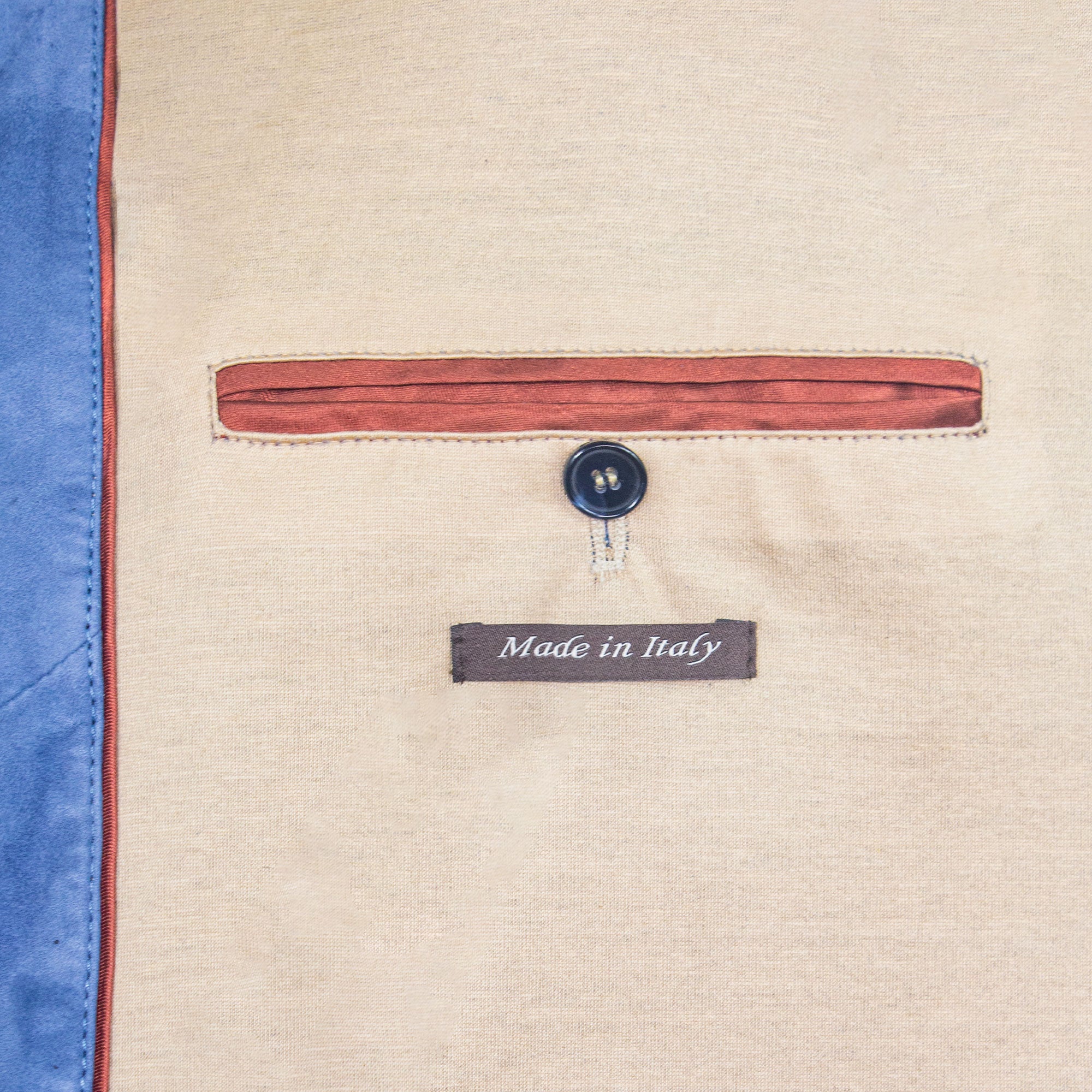 CHAMARRA CORTA DE GAMUZA AZUL CON CUELLO DE CAMISA