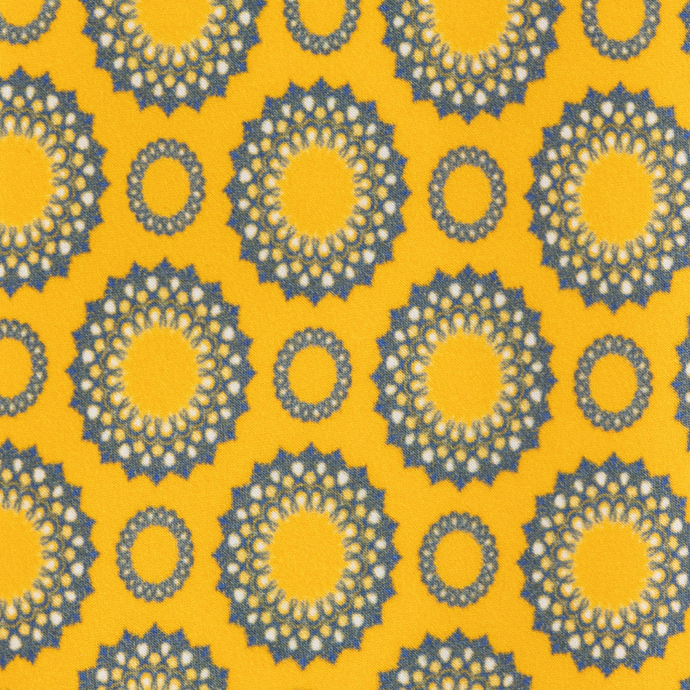 SET DE CORBATA CON PAÑUELO AMARILLA CON MANDALA AZUL